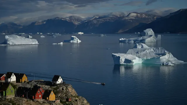 В Bloomberg заявили, что у США есть два основных варианта захвата Гренландии