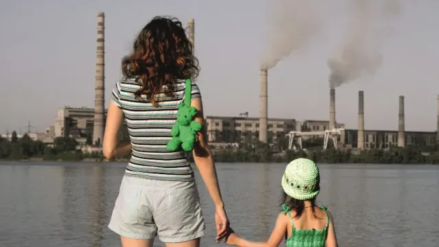 Ученые выявили связь между высокими уровнями загрязнения воздуха и ухудшением здоровья детей