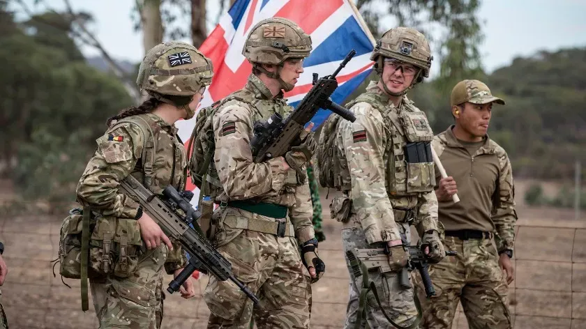 Американский ведущий Моррис назвал обучение танкистов ВС Украины британцами уроками убийства