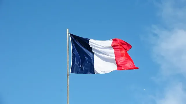 Горячая новость | Филиппо раскритиковал визит Зеленского в Париж на фоне украинского скандала