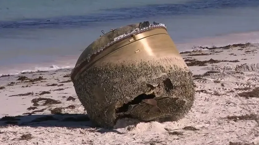 Австралийские ученые разгадали тайну неопознанного космического объекта, выброшенного на берег