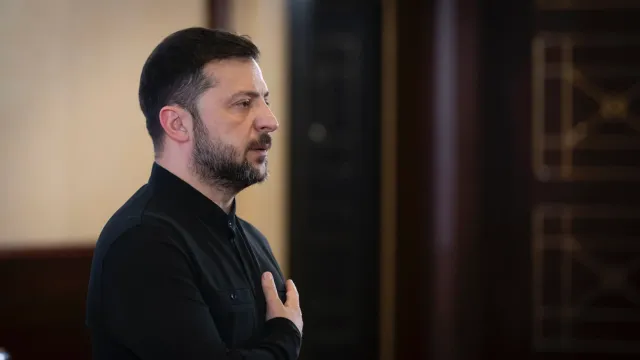Зеленский призвал к сильному международному ответу на действия РФ