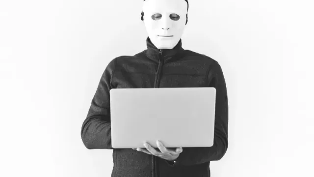 Белые хакеры обнаружили на платформе «Госуслуги» 34 уязвимости