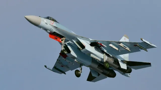 Минобороны РФ показало боевую работу самолетов Су-35С ВКС России в ходе СВО