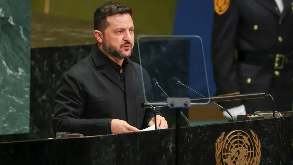 Бывший премьер Азаров раскрыл истинные цели Владимира Зеленского