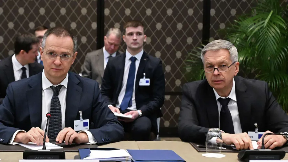 Делегация России покинула отель, в котором проходили переговоры Делегация России покинула отель, в котором проходили переговоры