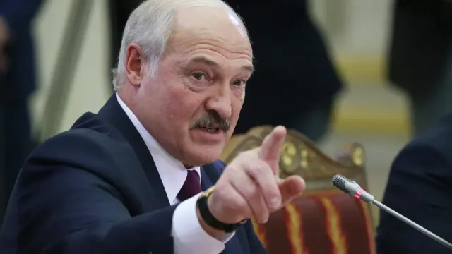 Горячая новость | Лукашенко заявил, что готов урегулировать конфликт на Украине, если США этого...
