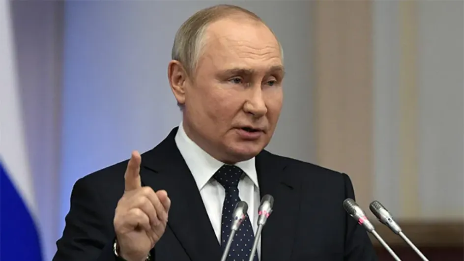 В Китае оценили ответные меры Путина на санкции Канады В Китае оценили ответные меры Путина на санкции Канады