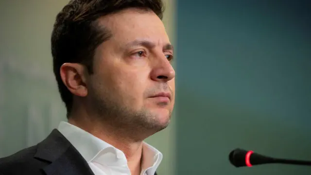 Горячая новость | Зеленский заявил, что политики в ЕС пытаются получить лучшее место на Красной...