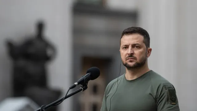 Горячая новость | Зеленский обозначил Трампу красные линии перед встречей