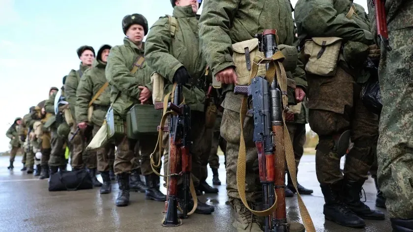 Генерал Соболев: переход российских военнослужащих в ЧВК "Вагнер" уголовно наказуем