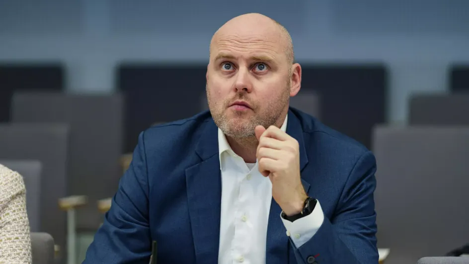 Премьер Латвии Кулбергс призвал показать силу в отношении РФ