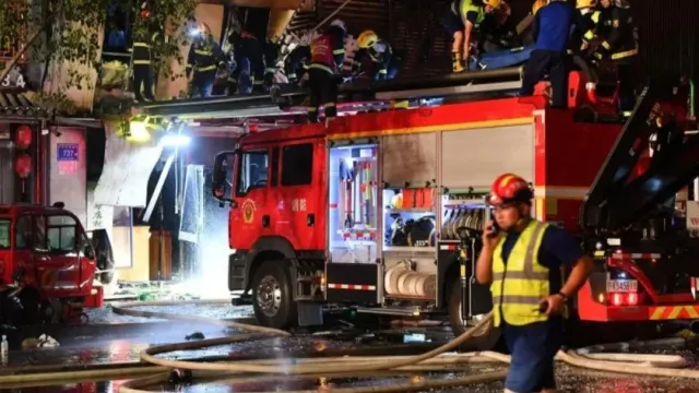 В Китае при взрыве в ресторане погибли более 30 человек