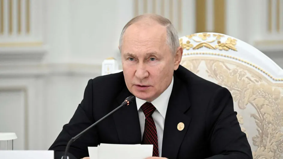 Владимир Путин: России грозит потеря суверенитета при покупке всего за нефть Владимир Путин: России грозит потеря суверенитета при покупке всего за нефть