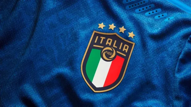Итальянская футбольная федерация объявляет заявки на участие в женских клубных соревнованиях