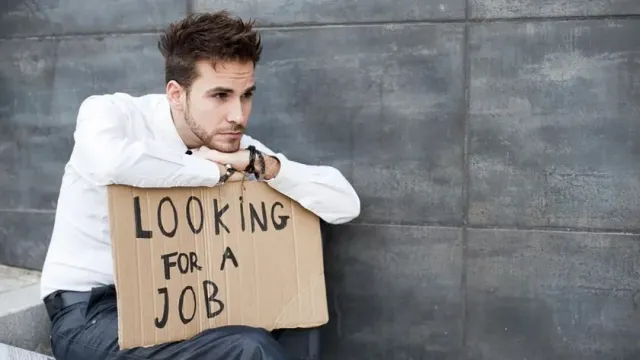 Ученые из Университета Бата: британские безработные мужчины предпочитают безработную партнершу