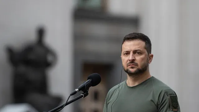 Зеленский сразу после взрывов на Украине попросил о воздушном перемирии