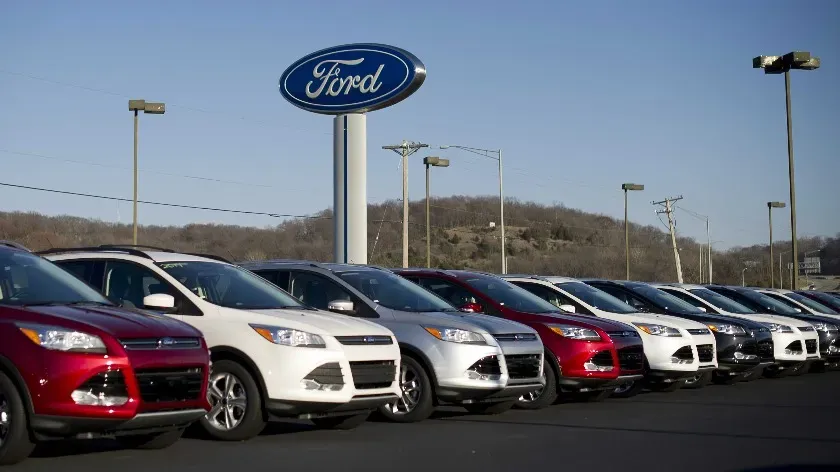 Ford отзывает 125 000 автомобилей из-за неисправности двигателя