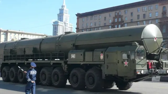 СМИ: Россия может ударить «Орешником» по Киеву в случае провокаций