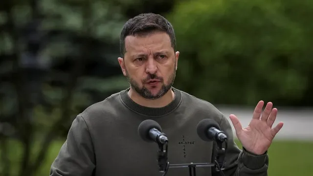 Горячая новость | Рогов уверен, что Зеленский планирует сбежать в Латинскую Америку