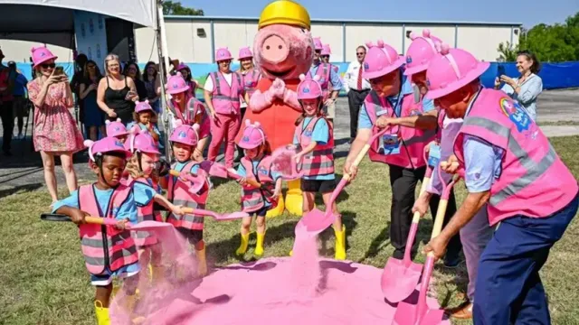 В Далласе началось строительство тематического парка «Свинка Пеппа»