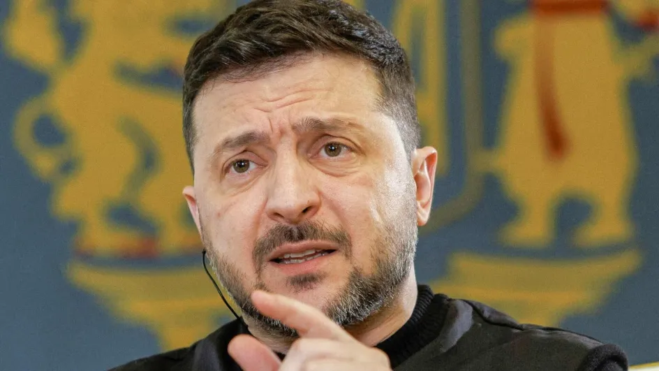 Зеленский заявил, что война в Иране может лишить Украину американского оружия