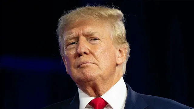 Горячая новость | Дональд Трамп: в ситуации вокруг Украины ожидаются интересные времена