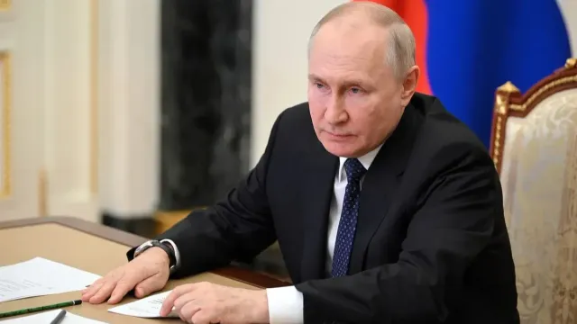 Горячая новость | Путин: Москва не допустит нахождения на Украине ВС, способных угрожать РФ