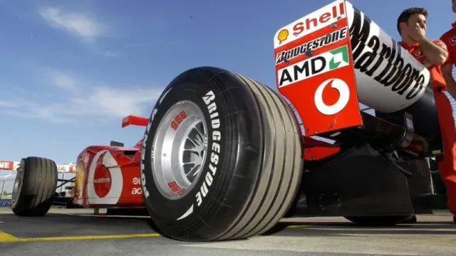 Bridgestone «конкурирует» с Pirelli за новый контракт на поставку шин для Формулы-1
