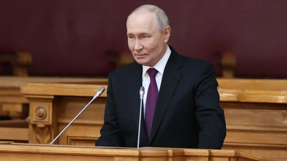 Владимир Путин назвал подрастающее поколение главным достоянием страны Владимир Путин назвал подрастающее поколение главным достоянием страны