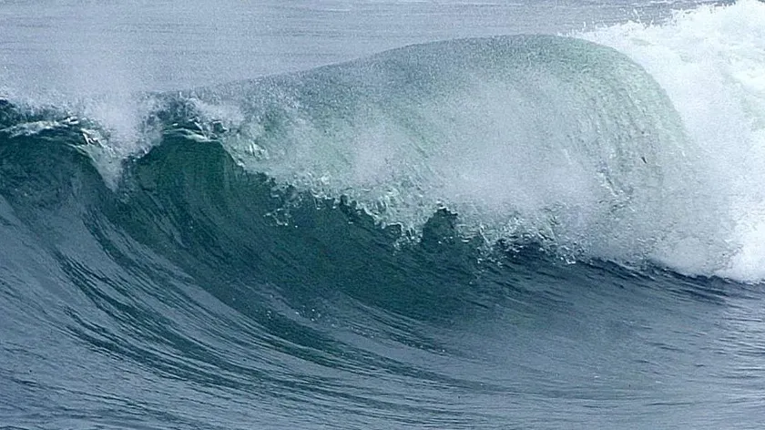 Волны в Калифорнии могут потопить дома у океана