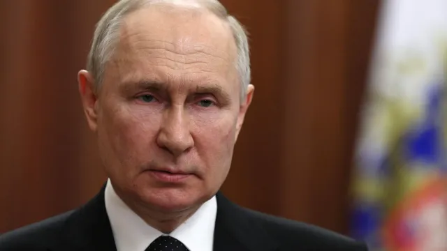 Горячая новость | Владимир Путин резко ответил Западу на планы по размещению войск на Украине