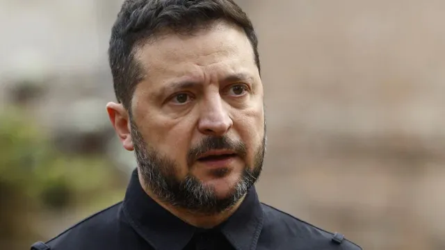 Зеленский продлил мобилизацию на Украине до конца января 2027 года